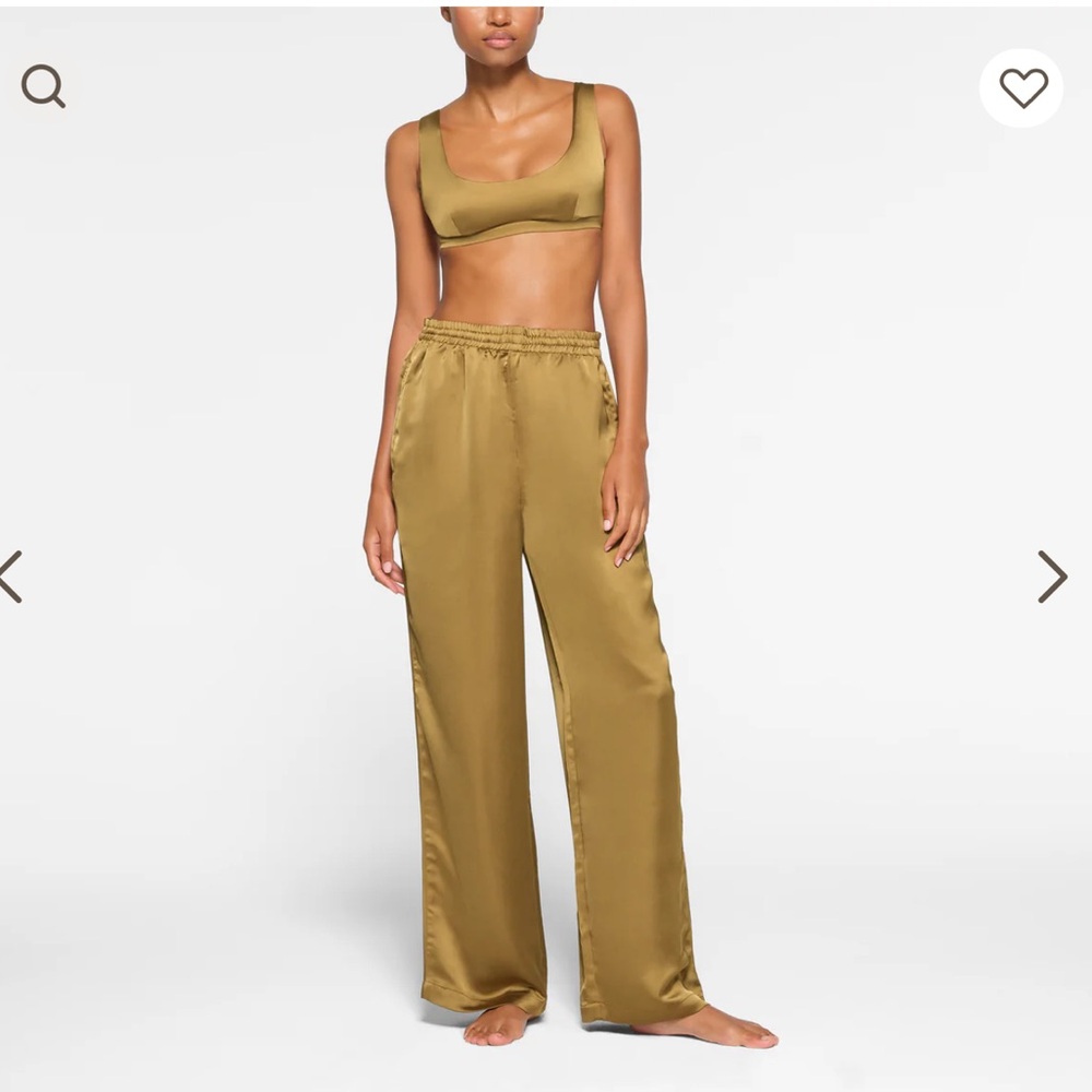 SKIMS Sporty Satin Straight Leg Pants in Gold - NWOT